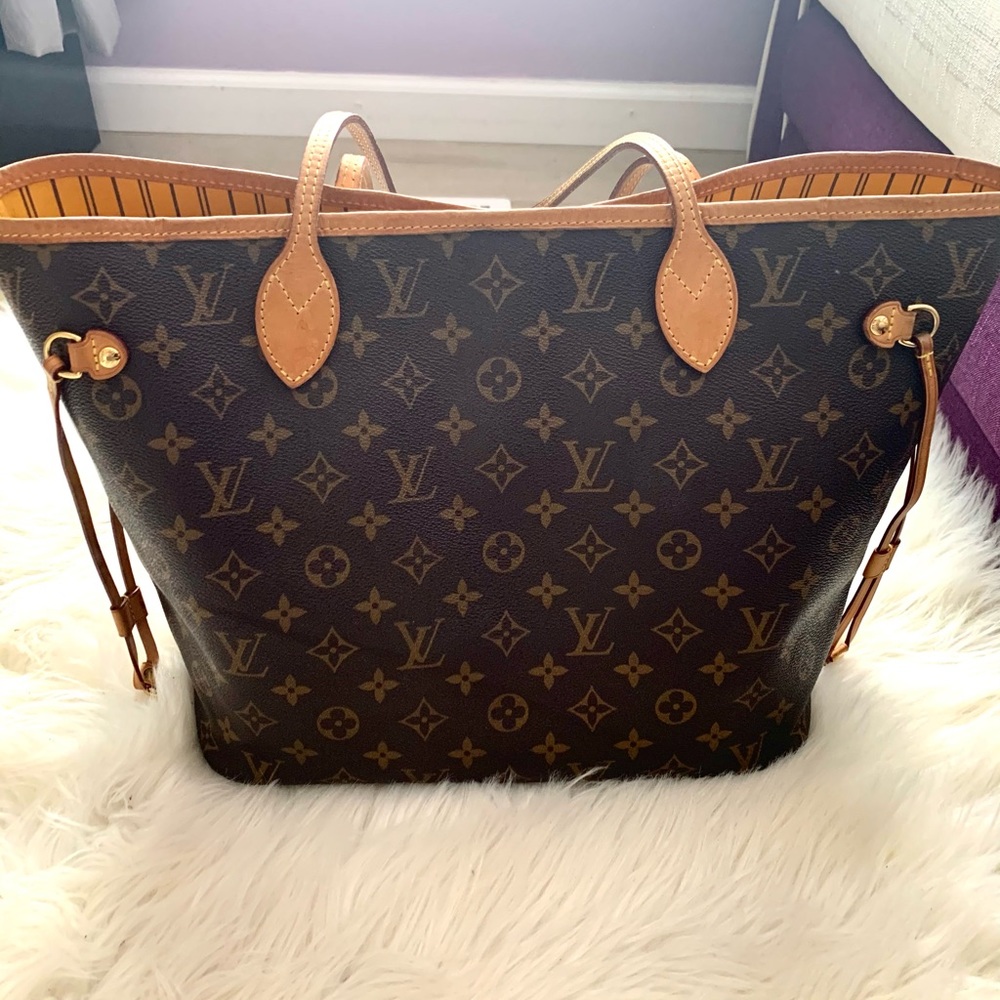 ❗️SOLD❗️Louis Vuitton Neverfull in Mimosa yellow